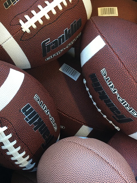 换右边锋策 换右边锋策